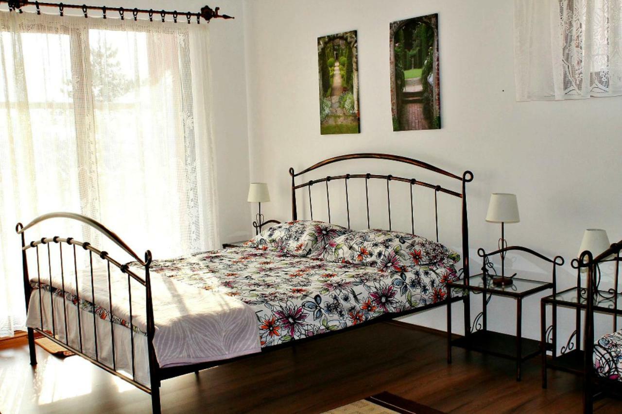 Apartment Anika 科斯特雷纳 外观 照片